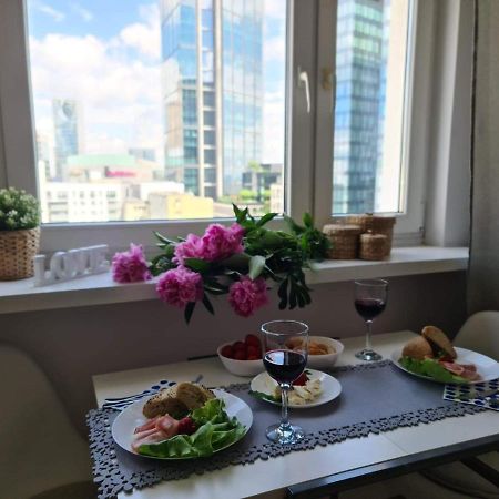 Apartament Chmielna Варшава Екстер'єр фото