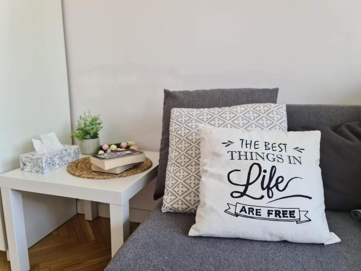 Apartament Chmielna Варшава Екстер'єр фото